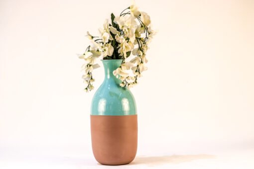 Elegant flower vase